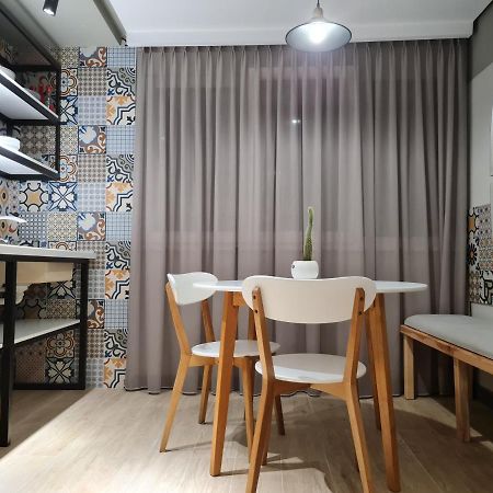 Tam Serviced Studio Apartment Myslym Shyri No1 티라나 외부 사진
